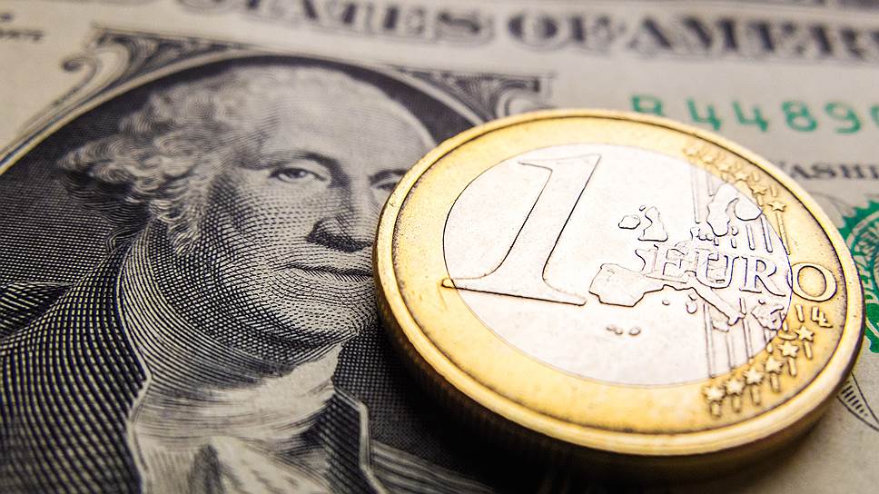 Доллар и евро 